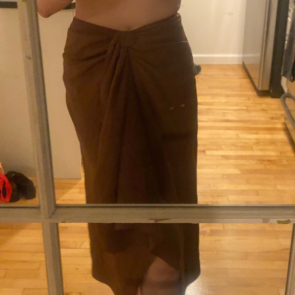 Intermix Carmel Brown Flowy Midi skirt - Picture 2 of 5